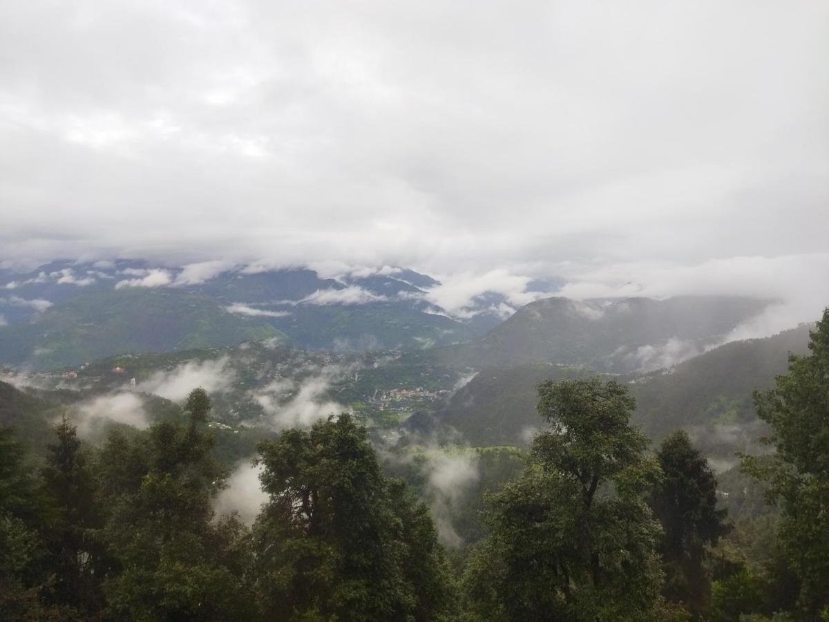 Surya Resort Dalhousie Luaran gambar